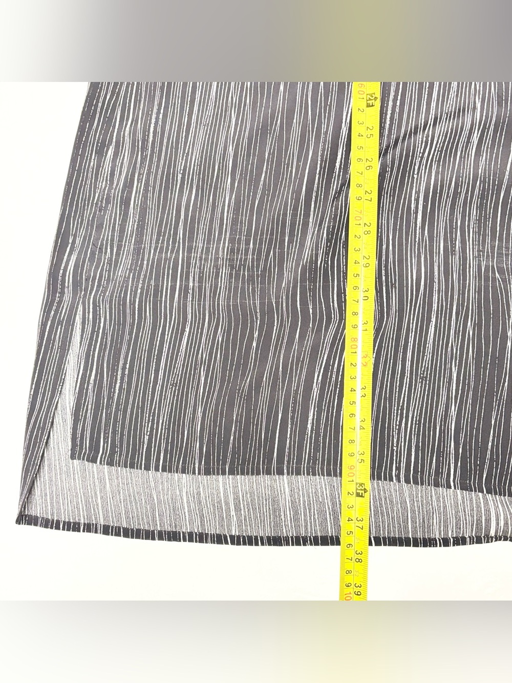 Vince 100% Silk Striped Black and White Long Sleeve Tunic Dress - Picture 7 of 7